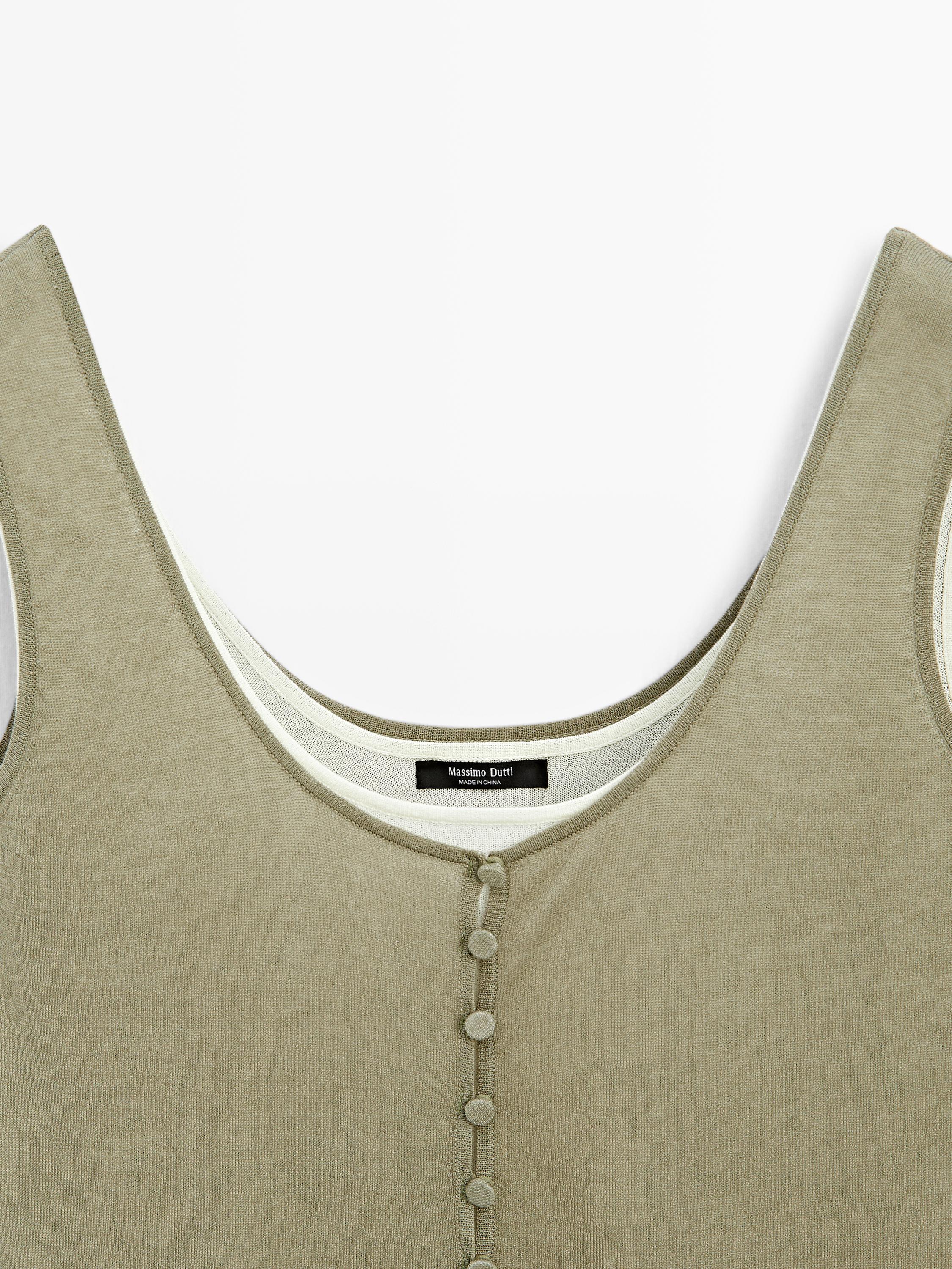 Top en maille superposé avec boutons